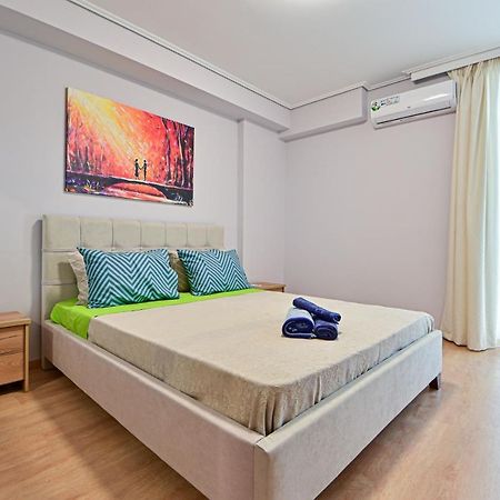 Cozy Apartment Located On The Piraeus Port Area Buitenkant foto