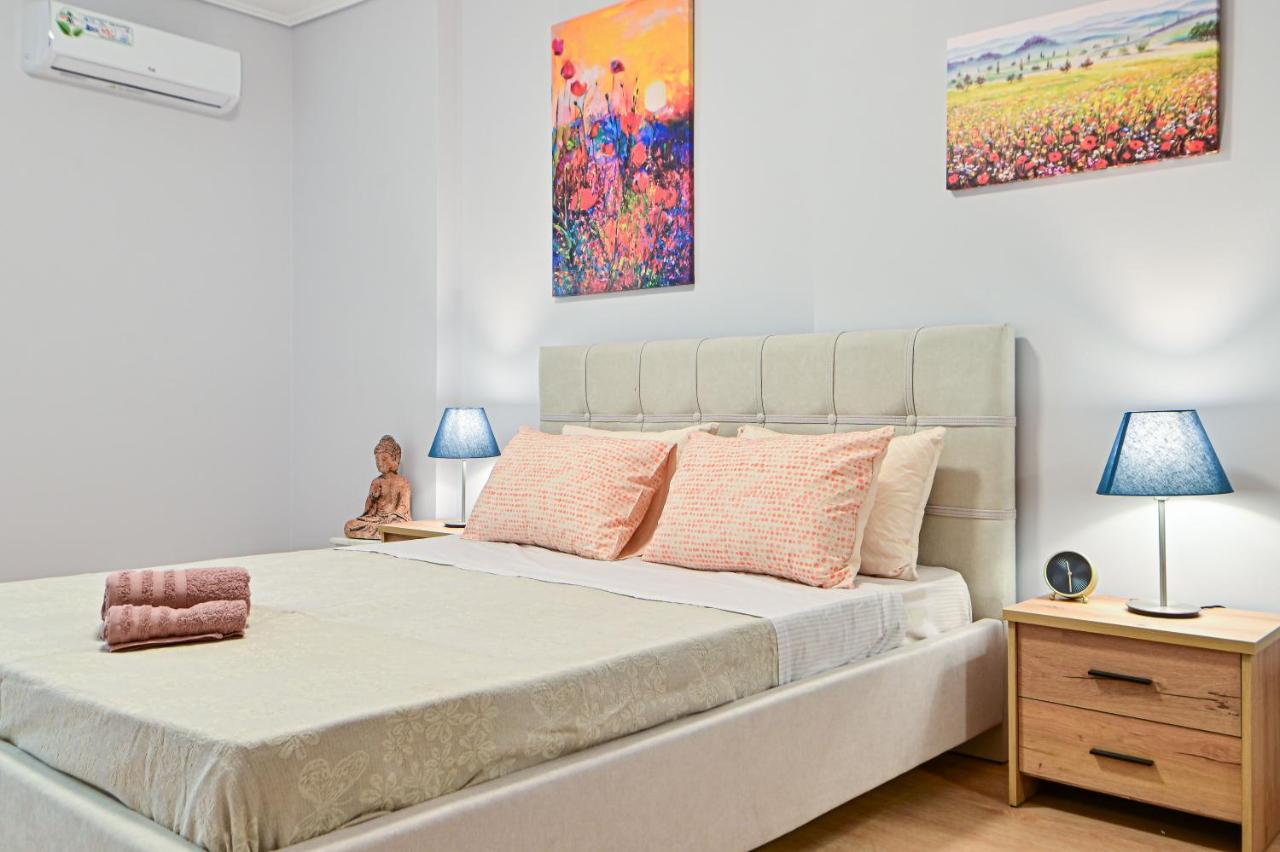 Cozy Apartment Located On The Piraeus Port Area Buitenkant foto