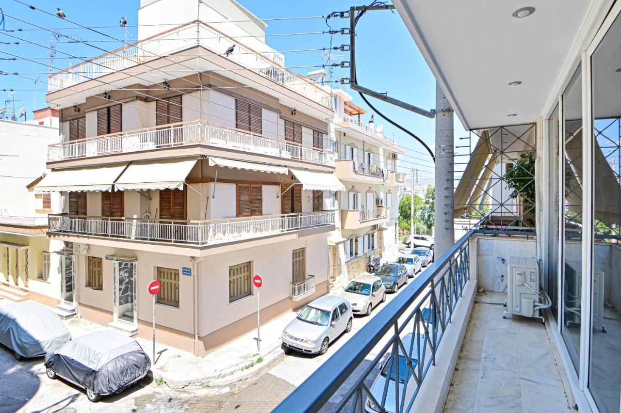 Cozy Apartment Located On The Piraeus Port Area Buitenkant foto